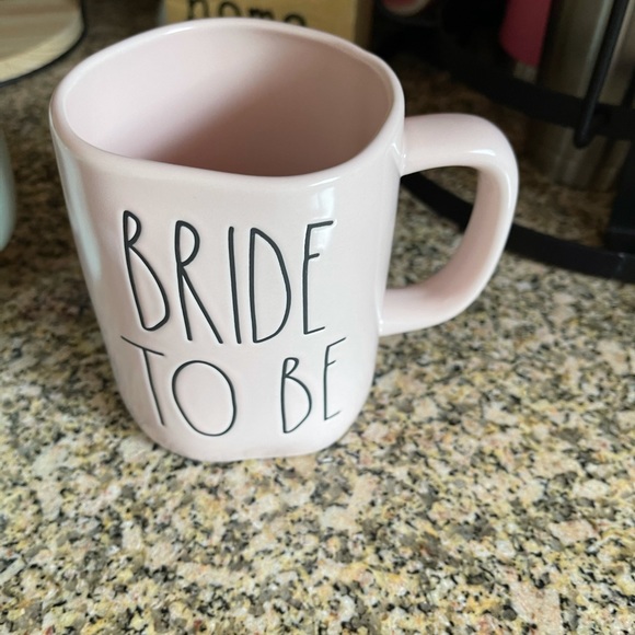 NWT Rae Dunn “Bride to Be” ceramic mug - Picture 2 of 3